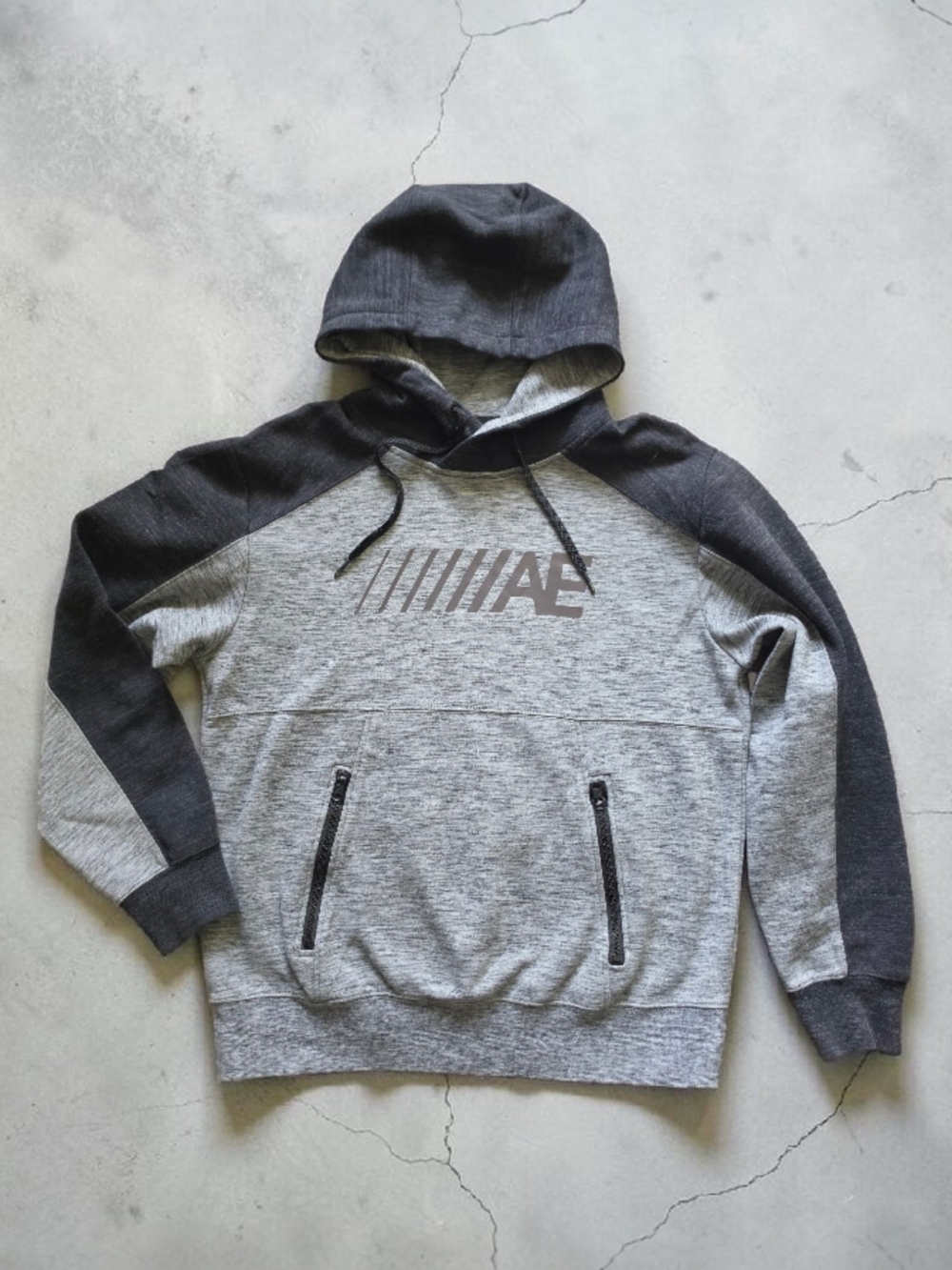 American Eagle Outfitters Active Flex Two-Tone Gray & Charcoal Hooded Pullover